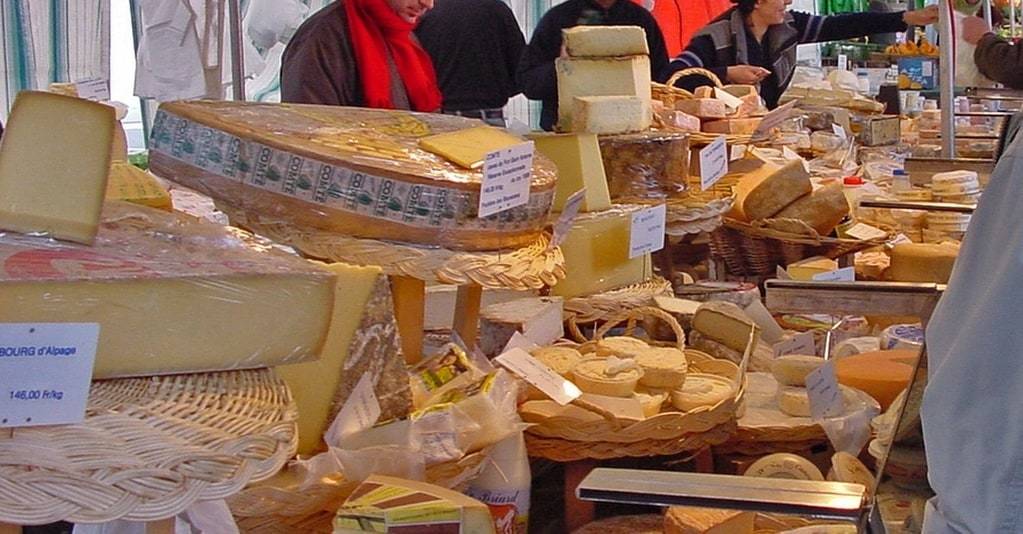 Photographier les couleurs vibrantes des marchés locaux